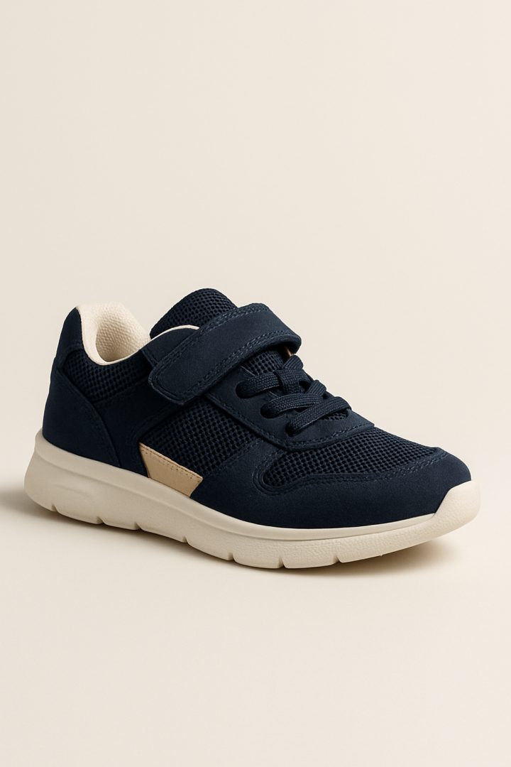 Sneakers Sprintye con strappo — Il Giardino dei Nanetti